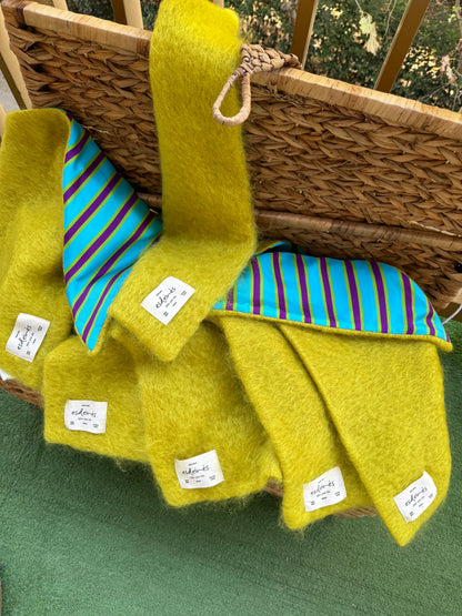 Caperuza mohair y seda Chartreuse edición limitada hecha a mano — detalle 9 | esdeinés