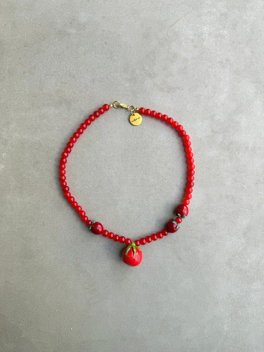 Collar Tomate Kids porcelana artesanal hecho a mano España, producto frontal | esdeinés
