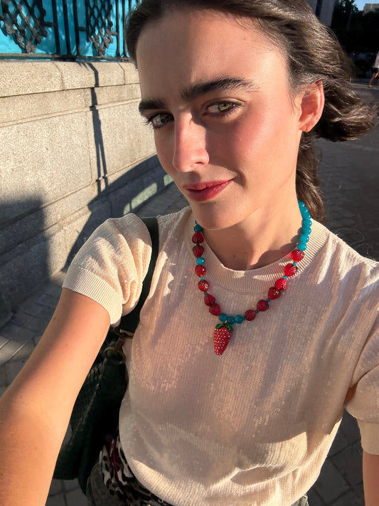 Collar Fresa de cristal soplado artesanal hecho a mano — detalle 4 | esdeinés