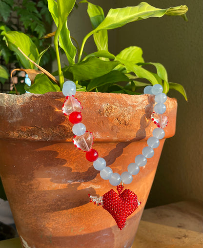 Collar Corazón Volador cristal artesanal hecho a mano — detalle 3 | esdeinés