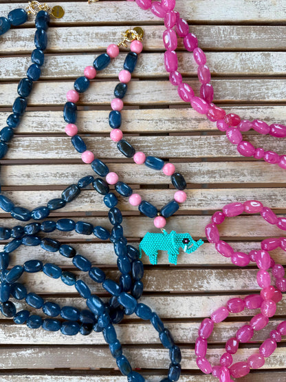 Collar Elefante calcedonia natural artesanal — detalle 2 | esdeinés