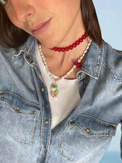 Collar Barrera de Coral caballito mar y perlas artesanal — detalle 2 | esdeinés
