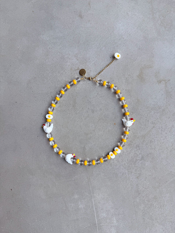 Collar Huevos de Corral cristal soplado artesanal frontal | esdeinés