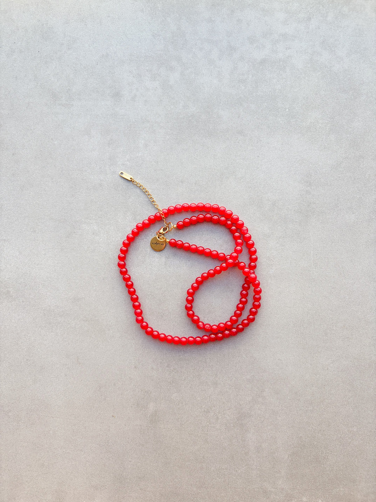 Collar Largo Básico de cristal rojo, multiposición y hecho a mano | esdeinés