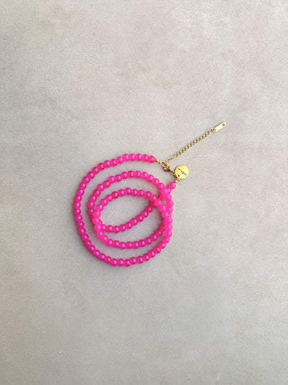 Collar Largo Básico de cristal rosa fucsia, multiposición y hecho a mano | esdeinés