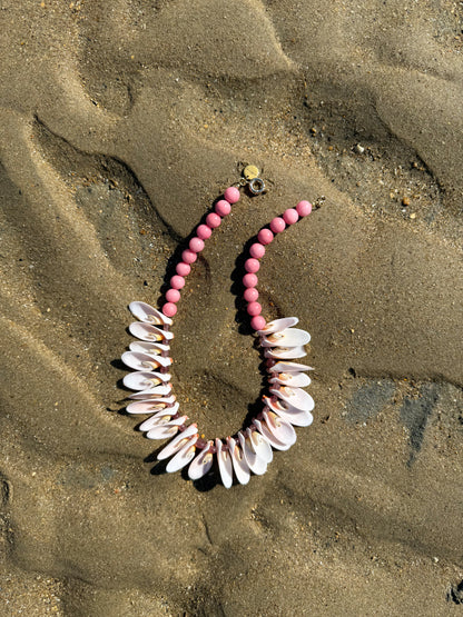 Collar Concha Espiral vista completa artesanal | esdeinés