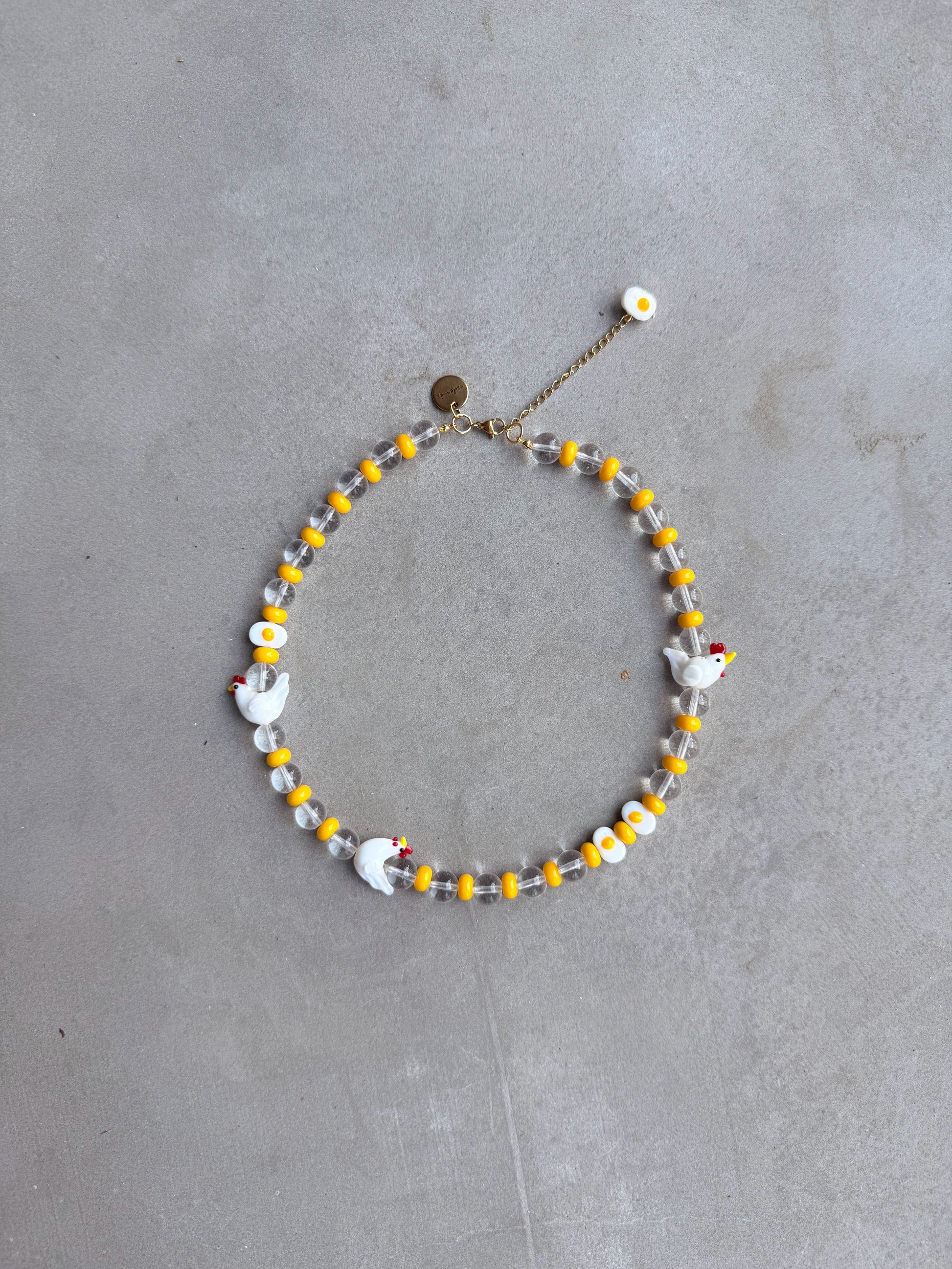 Collar Huevos de Corral cristal soplado artesanal frontal | esdeinés
